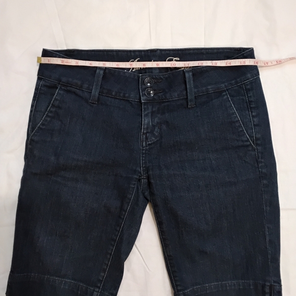 American Eagle Women'sOutfitters Women's Black Shorts Size 4 - Picture 6 of 9